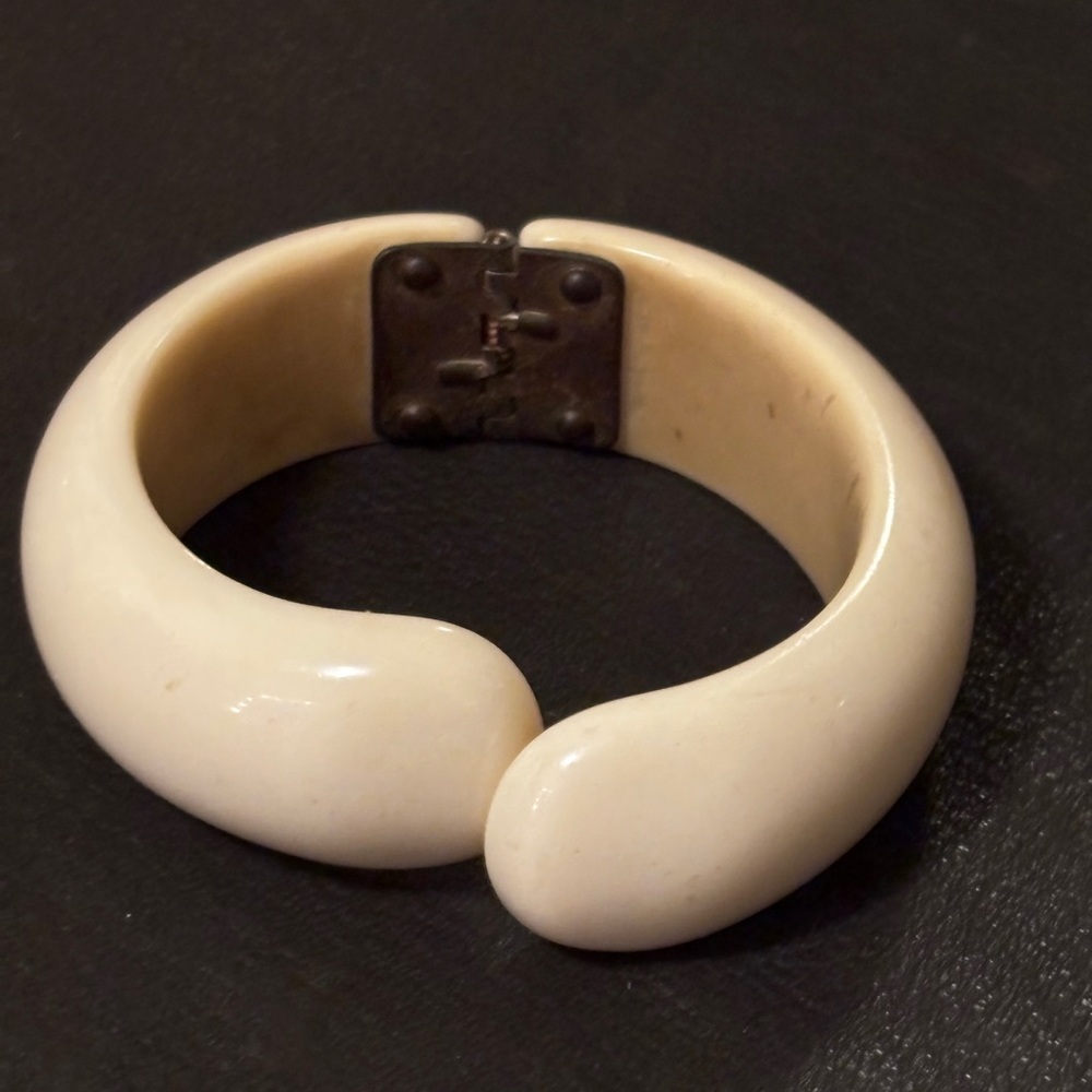 Vintage Cream Clamper Bracelet
